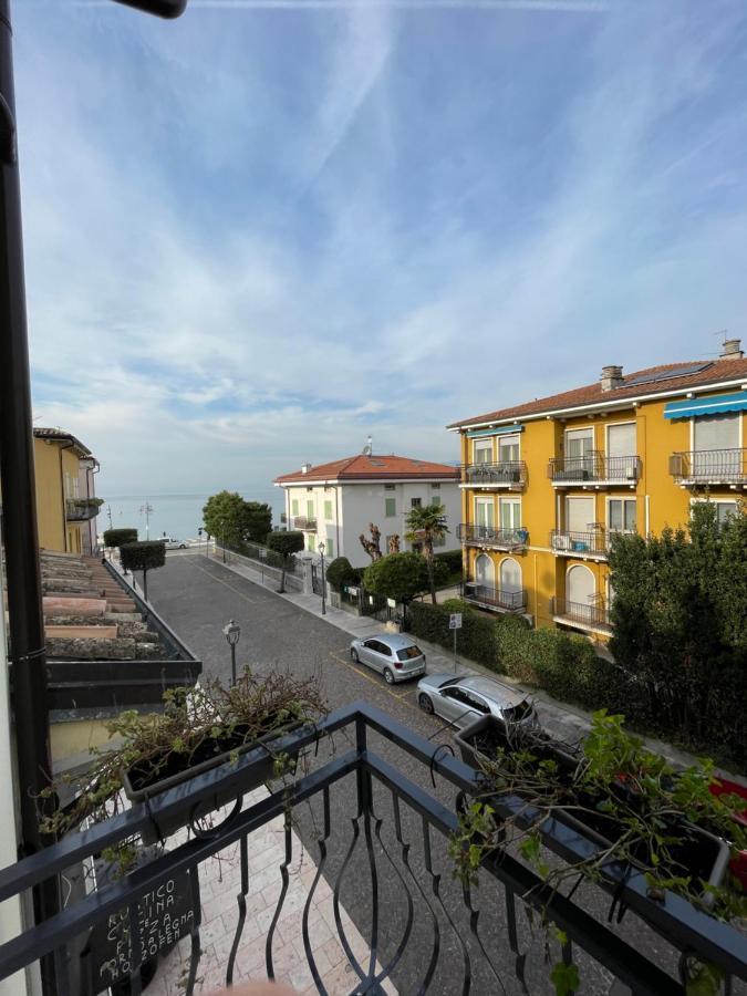Lucia Holiday Apartments Lazise Exteriér fotografie