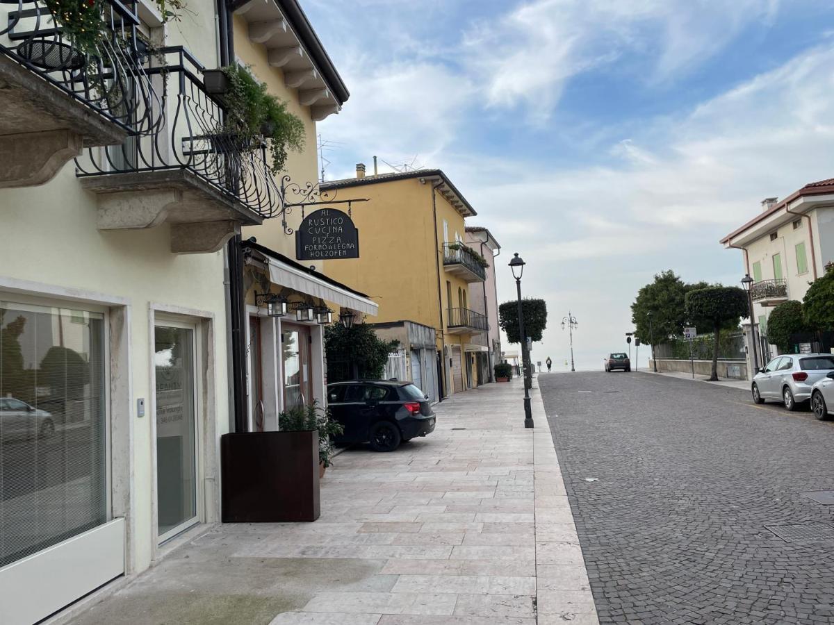 Lucia Holiday Apartments Lazise Exteriér fotografie